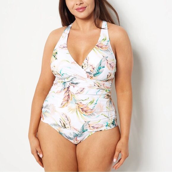Jantzen Adjustable Strap V-Neck Tankini with Comfort Brief - Picture 1 of 7